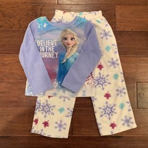 Disney Frozen fleece Elsa jammie set